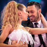 Rose Ayling-Ellis and Giovanni Pernice Samba to Cinema Italiano by Kate Hudson ✨ BBC Strictly 2021